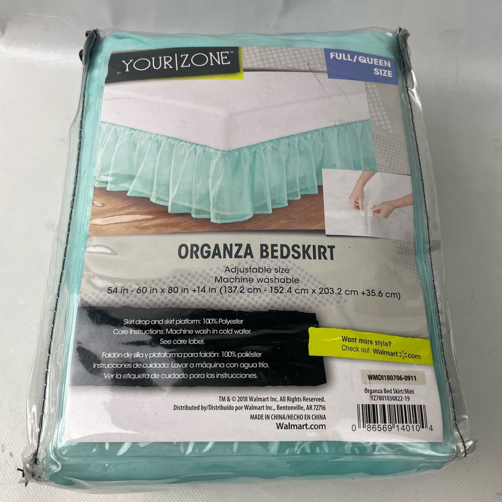 NWT Your Zone ruffled organza twin/queen bed skirt